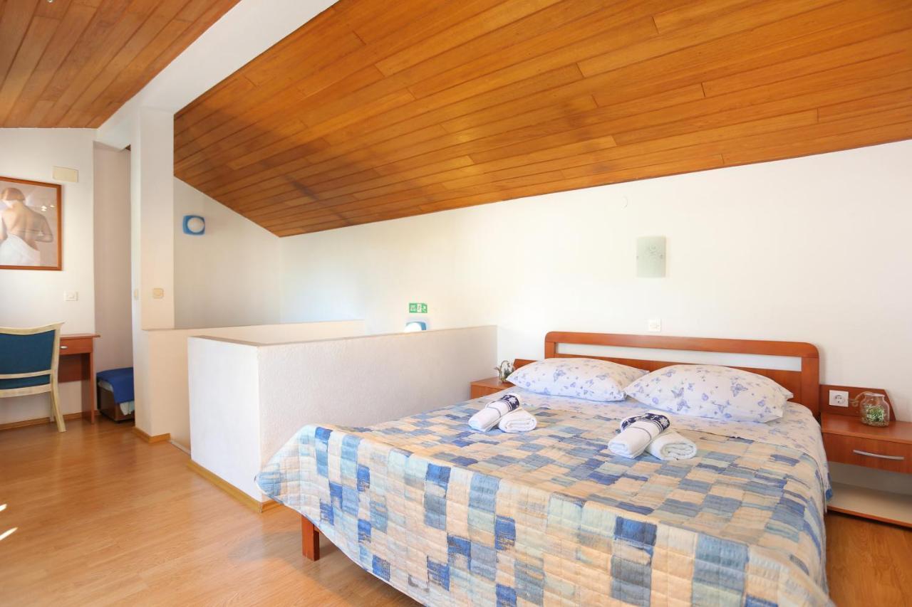 Holiday House With A Parking Space Brela, Makarska - 788 Kültér fotó